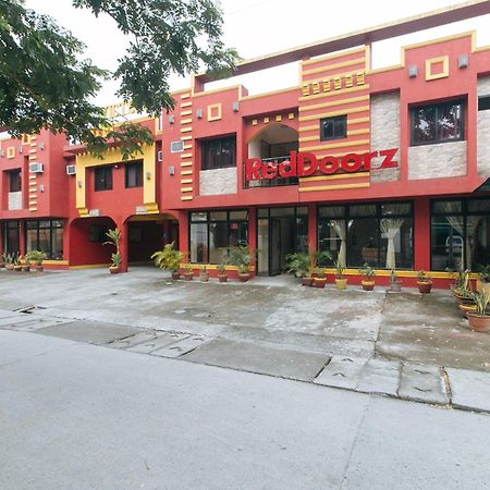 Reddoorz @ Golden Victory Hotel Mabalacat Pampanga 外观 照片