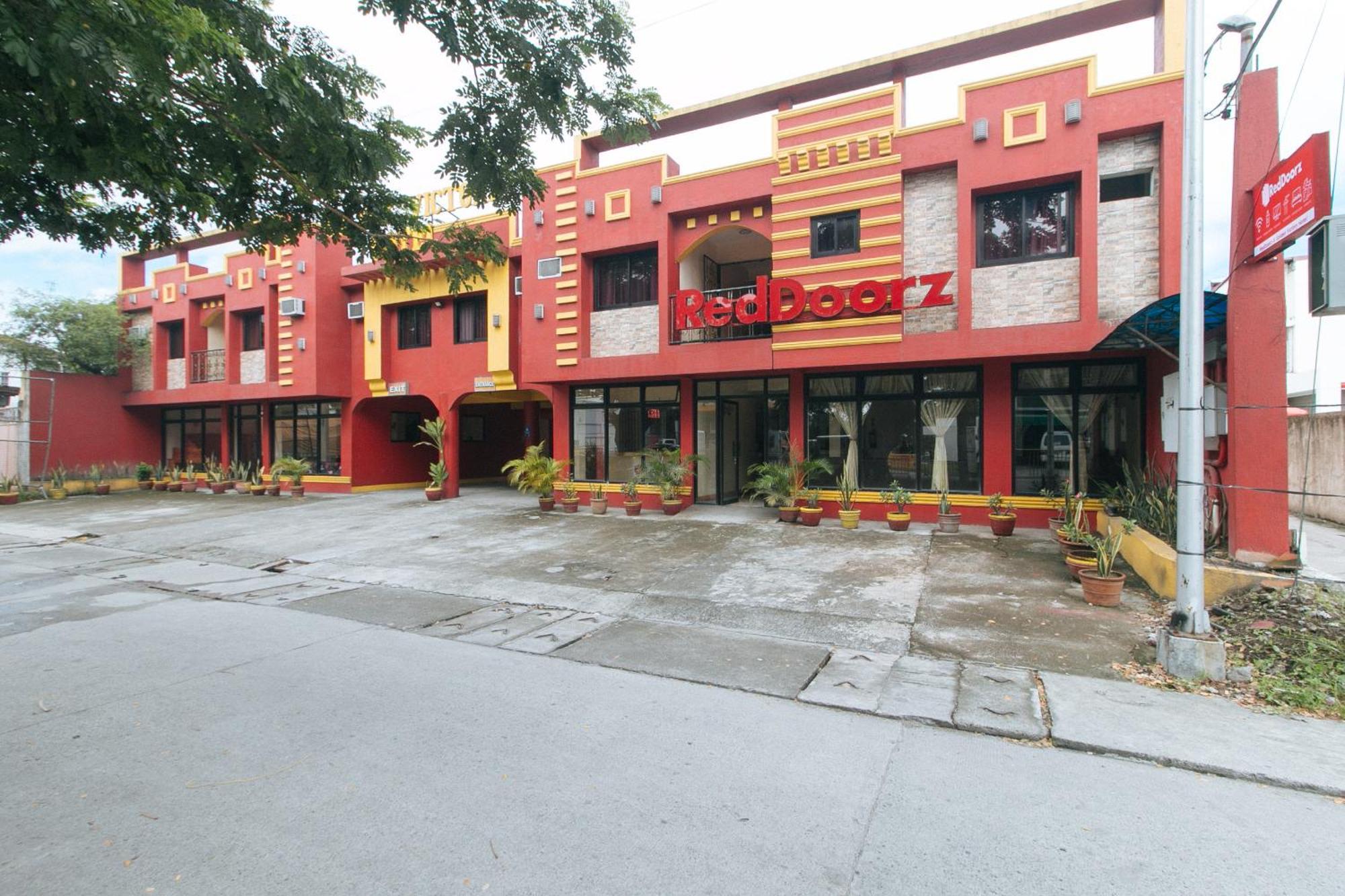 Reddoorz @ Golden Victory Hotel Mabalacat Pampanga 外观 照片